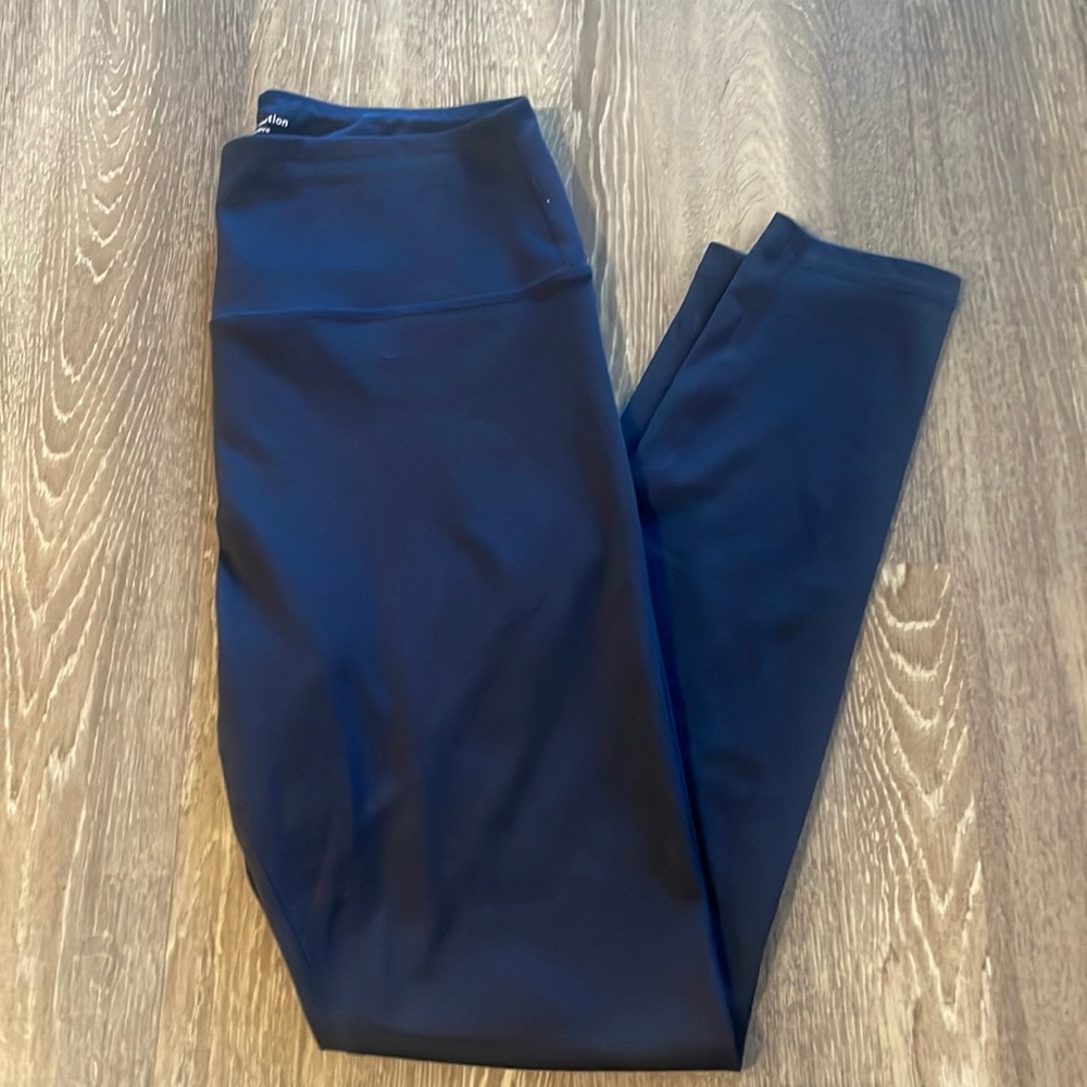 Great Condition Reformation Eco Move Leggings